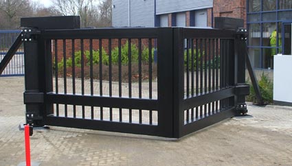 gate_hinged